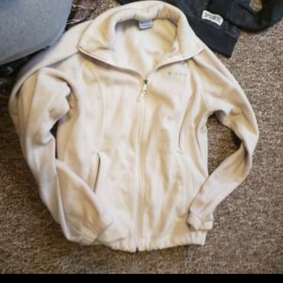 Sweatshirt bundle - Picture 8 of 8